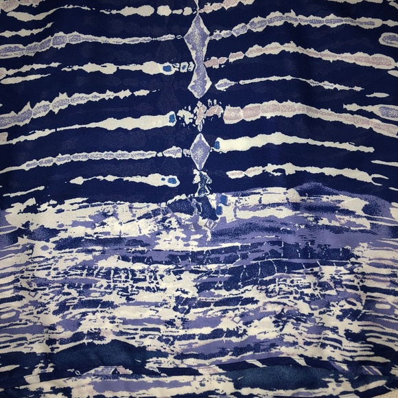 Fun Patterned Lightweight Racer Back Tank Top - Picture 2 of 5